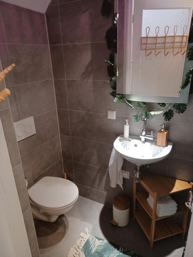 75M2 Indoor Glamping Scheveningen Apartamento La Haya Exterior foto