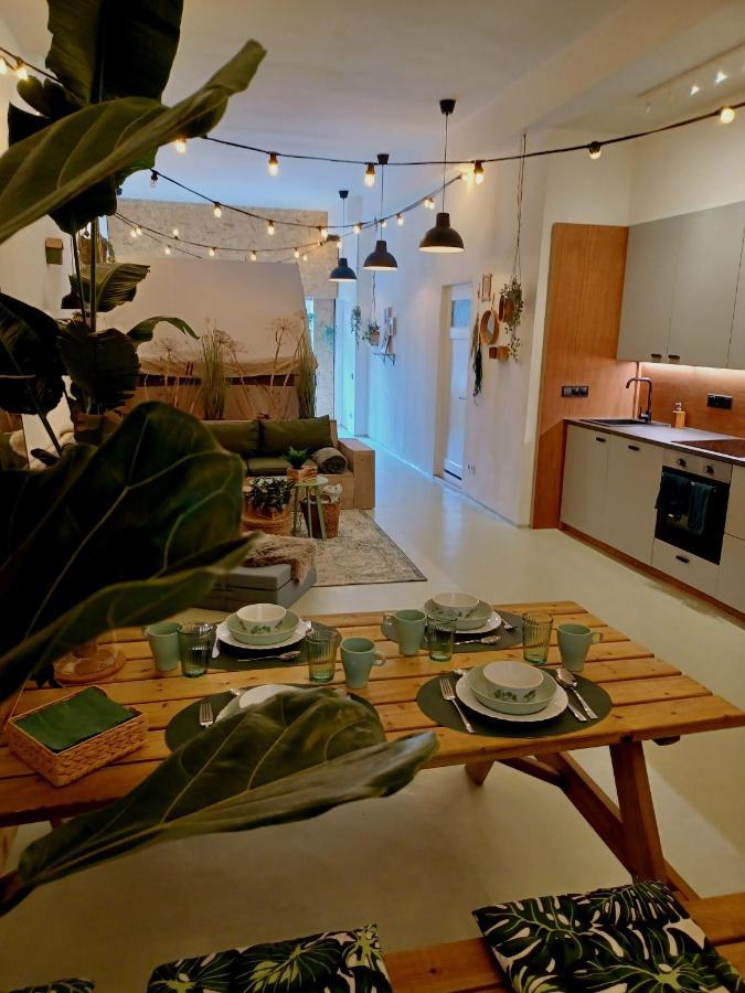 75M2 Indoor Glamping Scheveningen Apartamento La Haya Exterior foto