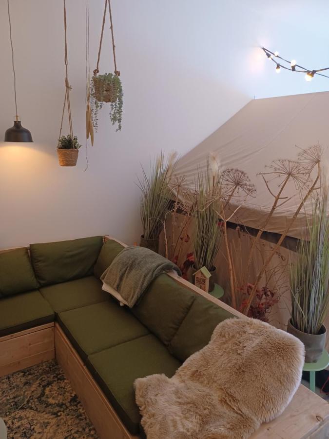 75M2 Indoor Glamping Scheveningen Apartamento La Haya Exterior foto
