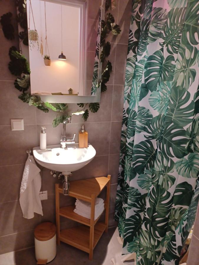 75M2 Indoor Glamping Scheveningen Apartamento La Haya Exterior foto